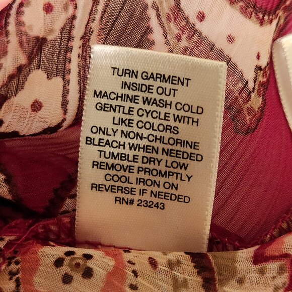 ❤️ 4/$20 New York & Co top Women's XS Sheer chiffon paisley buttons 3/4 sleeve - Picture 14 of 14